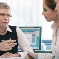 Using A Stock Broker